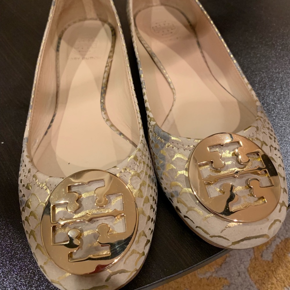tory burch flats. alligator skin style